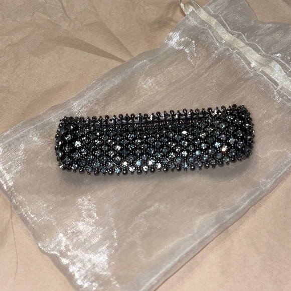 Premier Designs GORGEOUS graphite gray bling stretch bracelet in EUC. - Picture 1 of 3